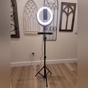 Mobile phone selfie ring light